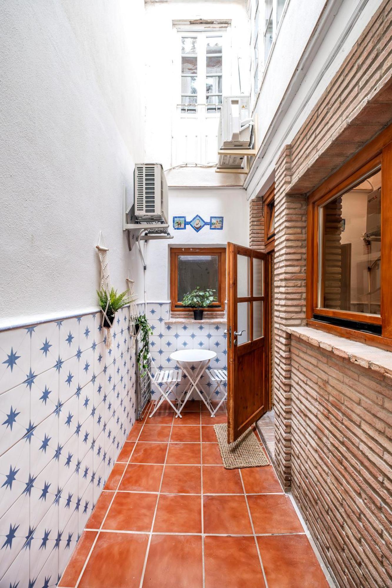 Touch My Heart Malaga City Center Apartment By Namaste Elite Eksteriør billede